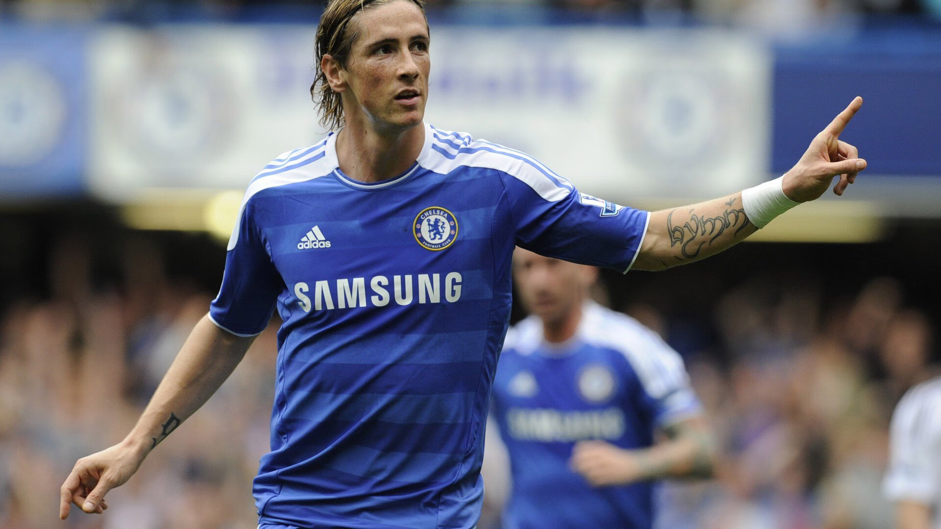 极限运动热潮席卷全球,运动员挑战人类体能新高度